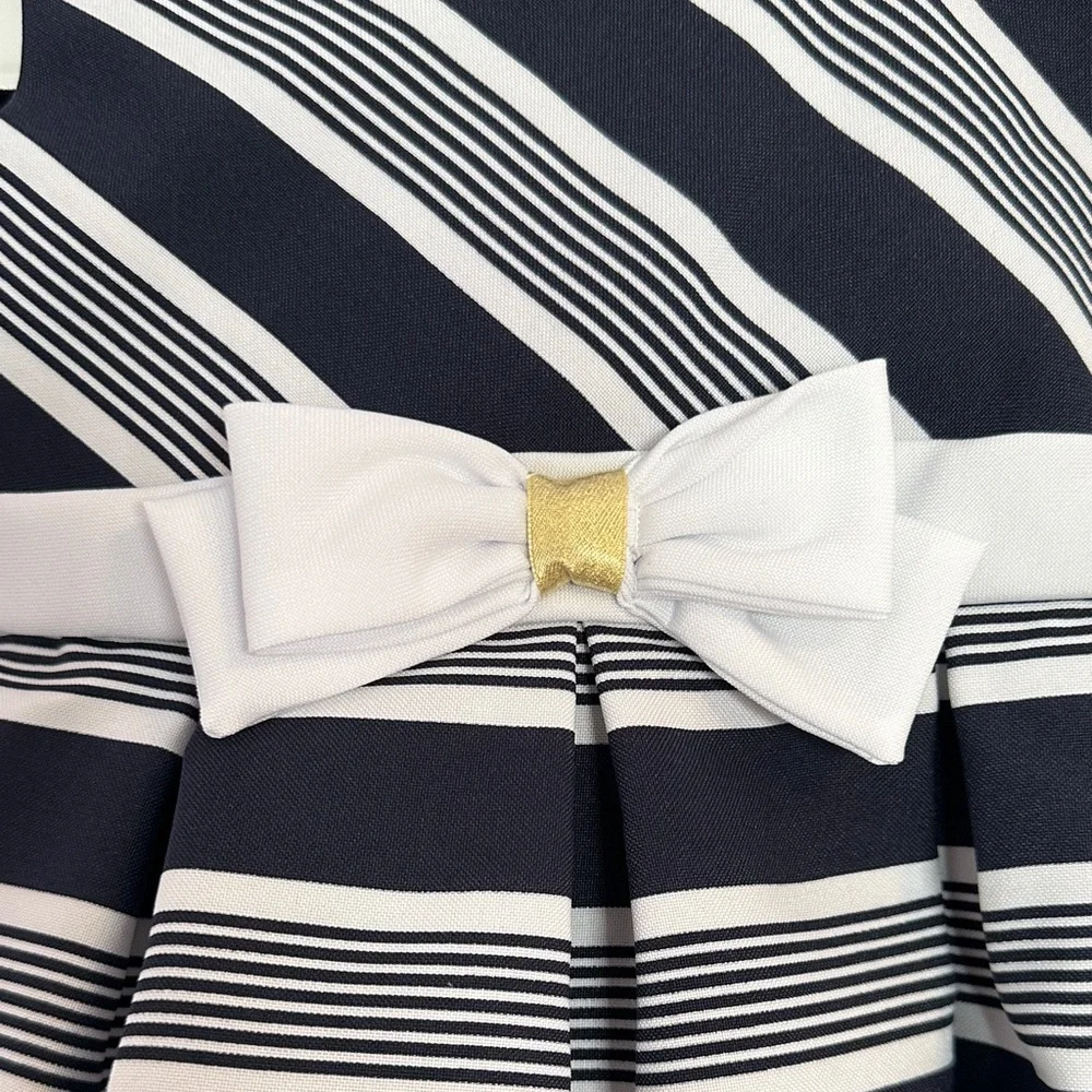 Iris and Ivy White Bonnie Jean Stripe Box Pleat Bow Dress Dress Size 24 Months